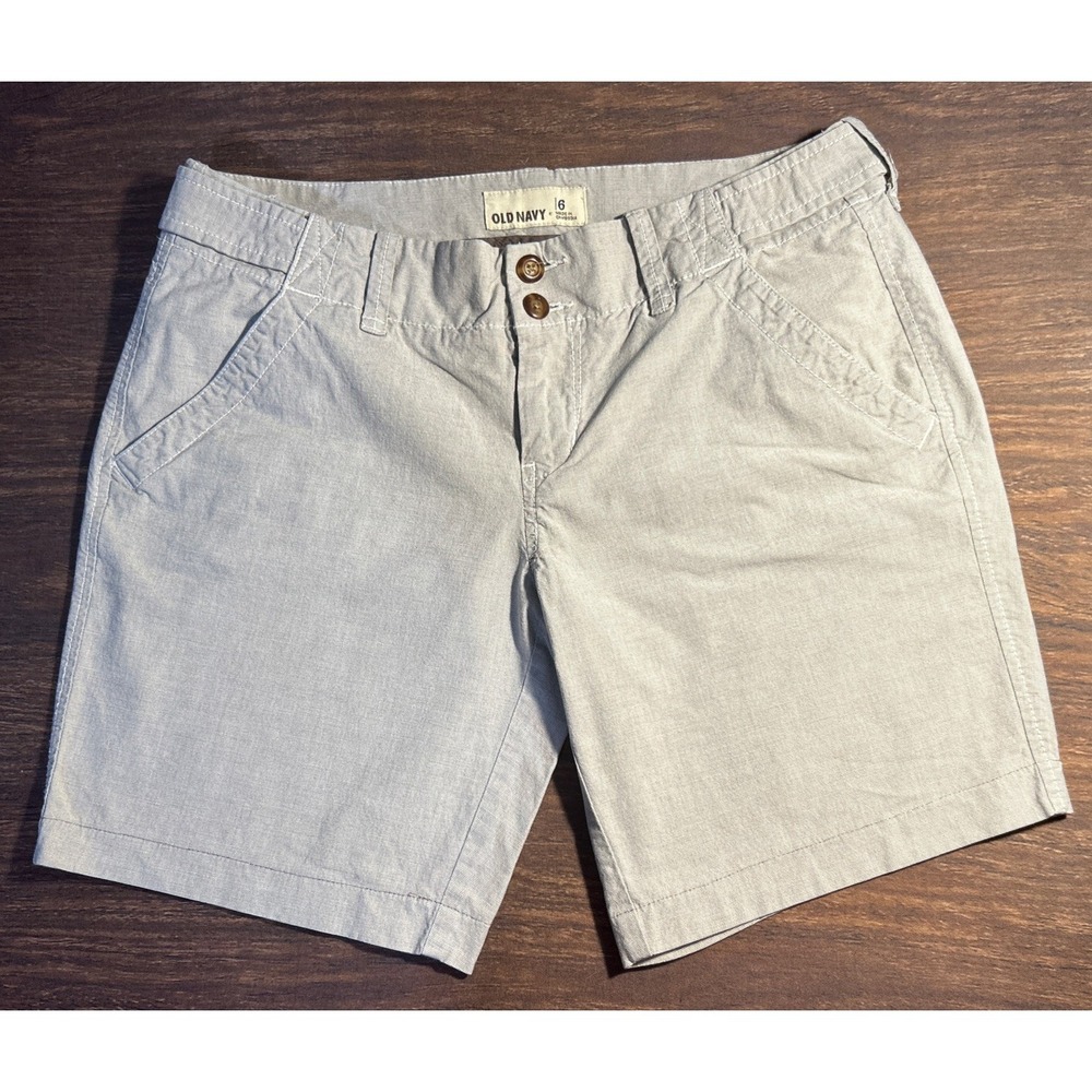 Old Navy Shorts Women's Size 6 Mid Rise Slight Stretch Lt Gray